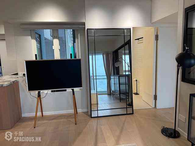 Soho - Centrestage Block 2 03