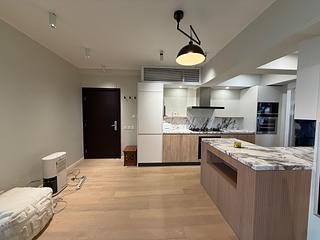 Soho - Centrestage Block 2 09