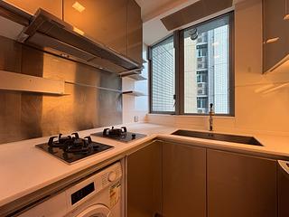 Ap Lei Chau - Larvotto Block 9 06