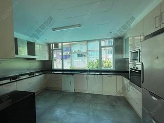 Chung Hom Kok - Cypresswaver Villas 07