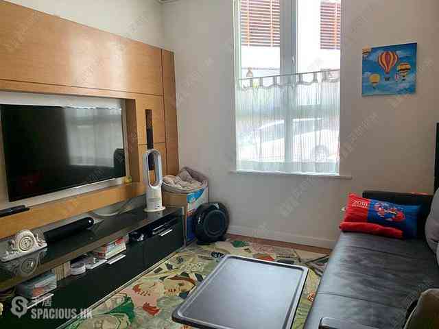 Chung Hom Kok - 33, Cape Road 04