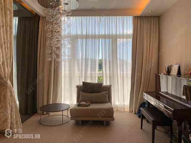 Chung Hom Kok - 33, Cape Road 07
