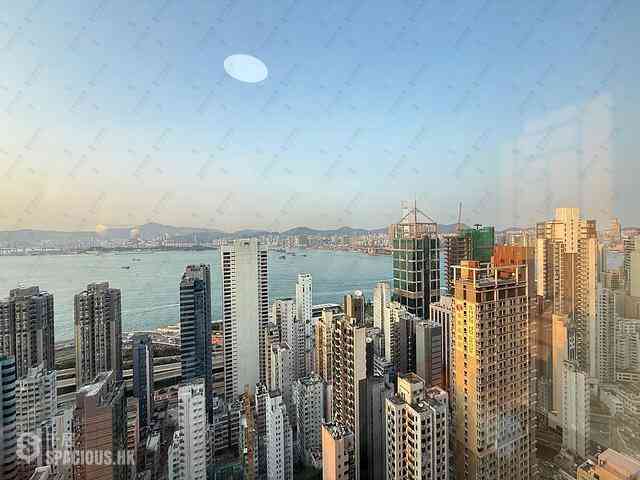 Sai Ying Pun - Island Crest Block 2 02
