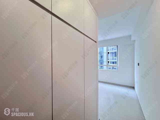 Wan Chai - Phoenix Court 05