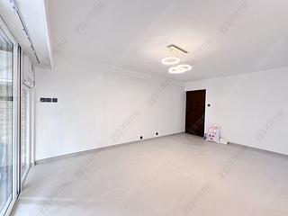 Wan Chai - Phoenix Court 03