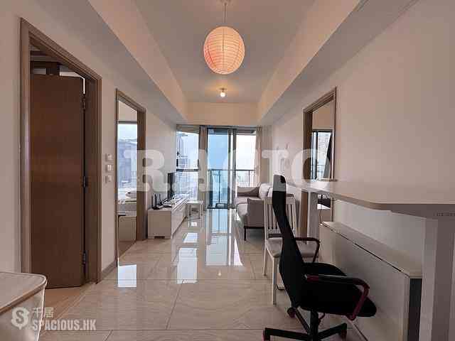Sai Ying Pun - King's Hill 03