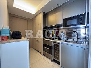 Sai Ying Pun - King's Hill 10