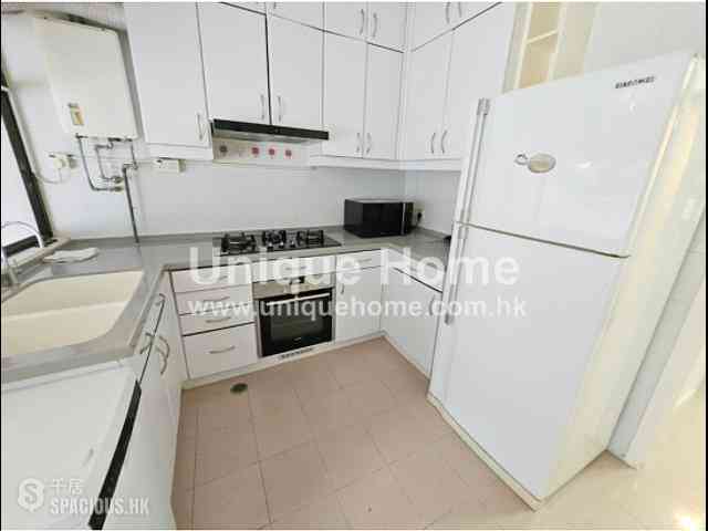 Repulse Bay - Burnside Estate 13