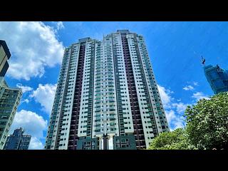 Mid Levels West - 80 Robinson Road Block 2 13