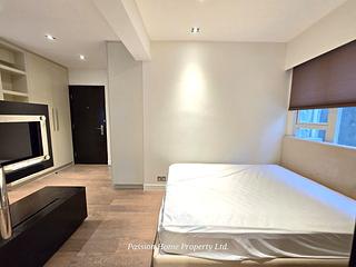Wan Chai - Shun Ho Building 09