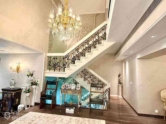 The Peak - Kellett View Town Houses 03