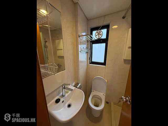 Wan Chai - 112, Johnston Road 02