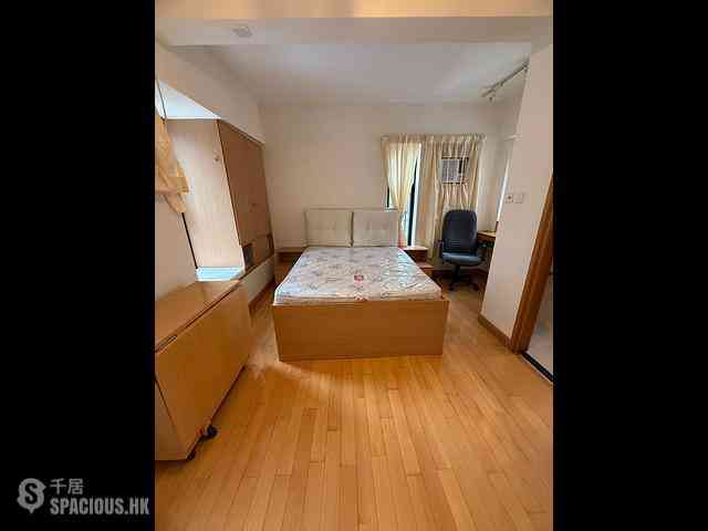 Wan Chai - 112, Johnston Road 09
