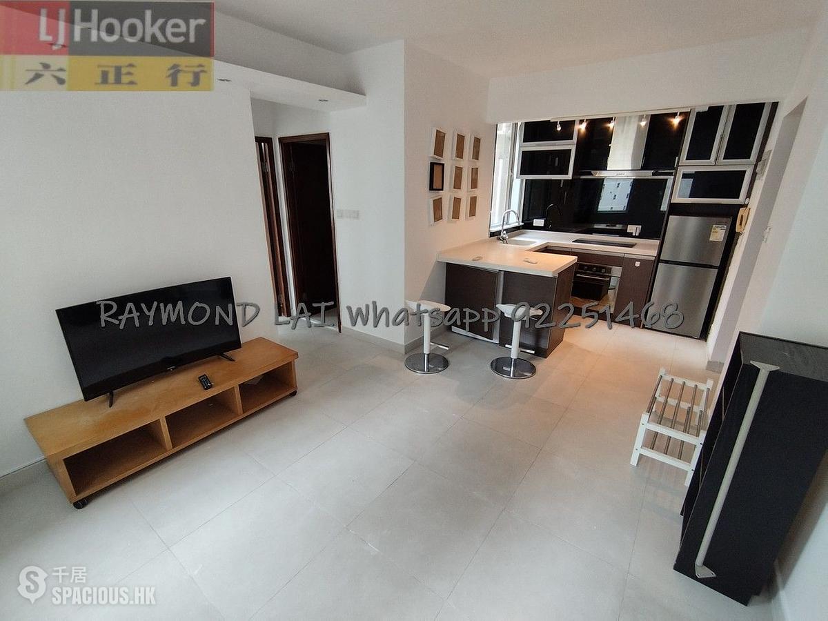 Sai Ying Pun - Golden Phoenix Court 01