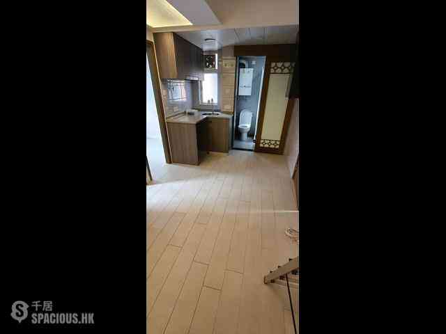 Shau Kei Wan - Sun Lee Building 03