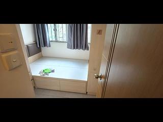 Shau Kei Wan - Sun Lee Building 04