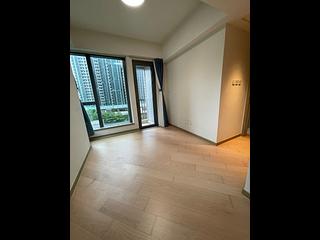 Wong Chuk Hang - The Southside Phase 1 Southland Tower 2A 02