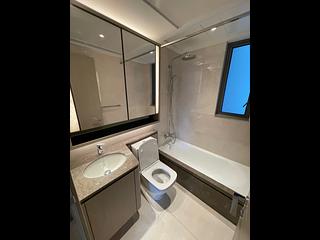 Wong Chuk Hang - The Southside Phase 1 Southland Tower 2A 03