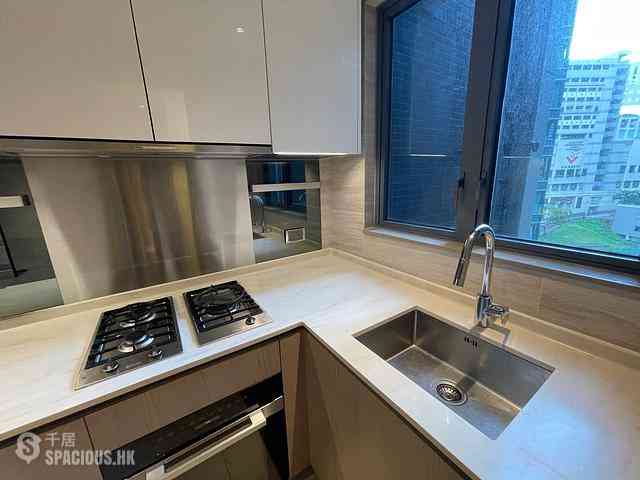 Wong Chuk Hang - The Southside Phase 1 Southland Tower 2A 07