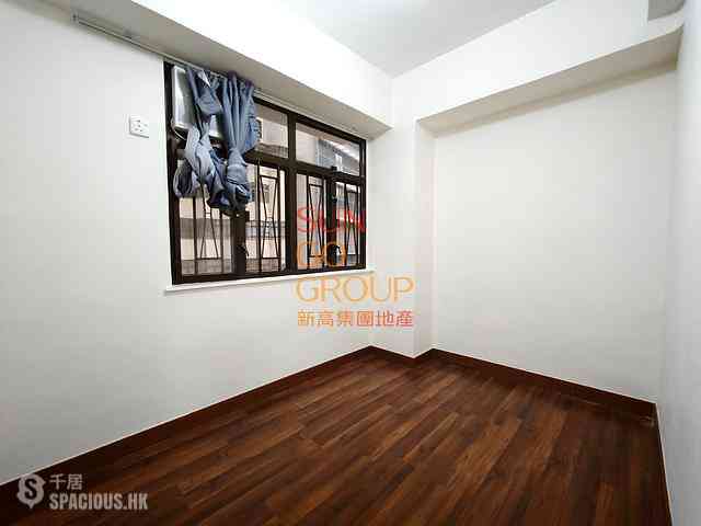 Sheung Wan - Mandarin Building (J Plus) 03
