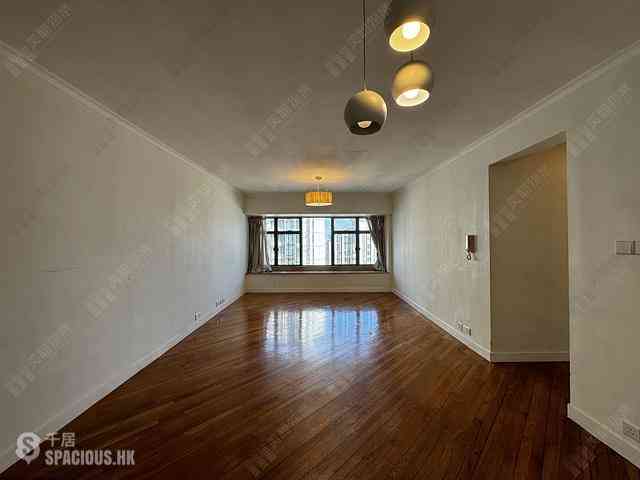 Mid Levels Central - Robinson Place Block 2 07
