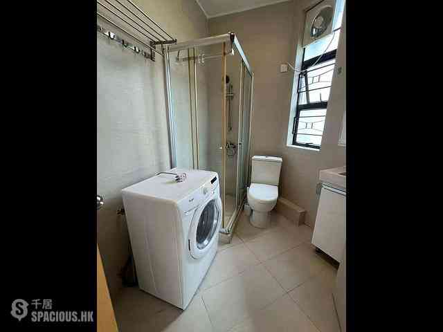 Tai Hang - Dragon Centre Block 1 05