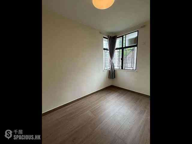 Tai Hang - Dragon Centre Block 1 10