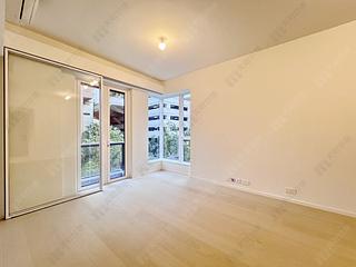 Wan Chai - 33 Kennedy Road 02
