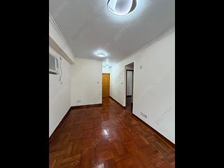 Sai Ying Pun - Yuk Ming Towers Block 1 03