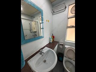 Sai Ying Pun - Yuk Ming Towers Block 1 04