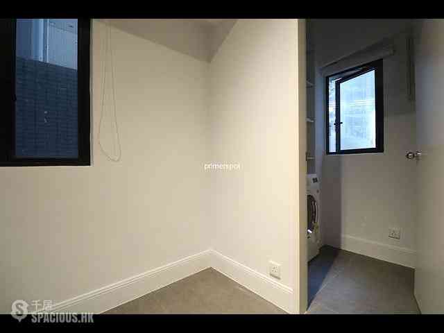 Wan Chai - Wang Gee Mansion 12