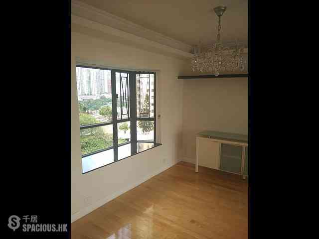 Tai Hang - Jolly Villa 04