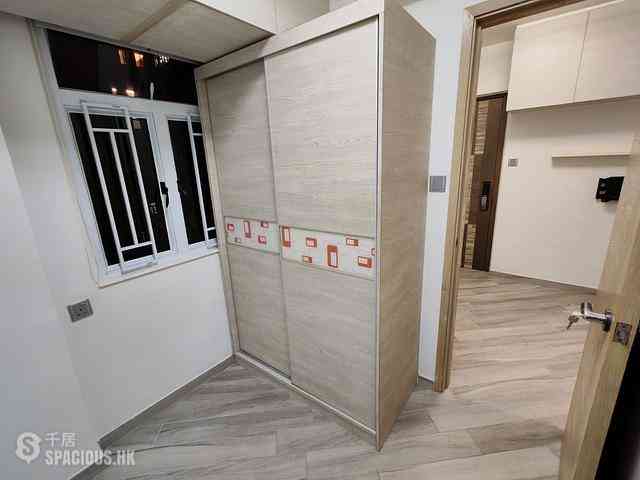 Kennedy Town - Cheong Yue Mansion 06