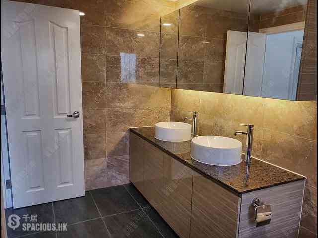 Mid Levels Central - Kennedy Heights 11
