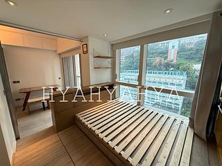 Shek Tong Tsui - Eight South Lane 07