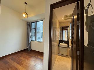 Tseung Kwan O - The Papillons Block 1 06