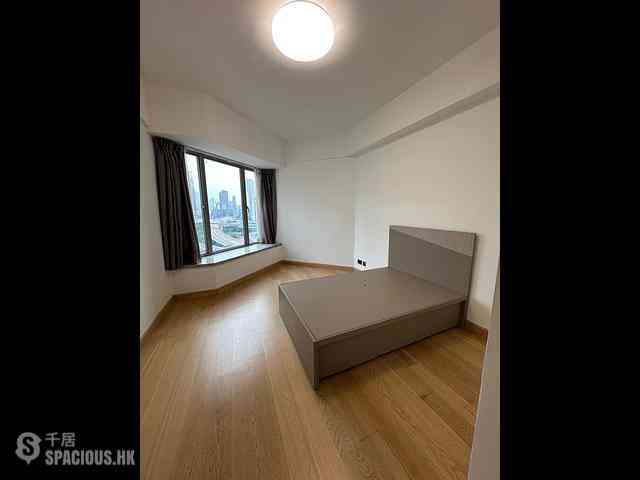 Hung Hom - Stars By The Harbour Block 3 09