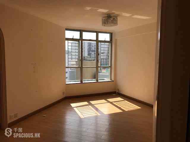 Whampoa Garden - Whampoa Garden Phase 12 Bamboo Mansions Block 9 04