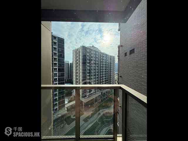 Tseung Kwan O - The Papillons Block 5 07