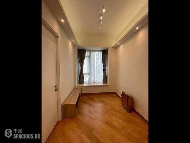 Shau Kei Wan - i・UniQ Residence 10