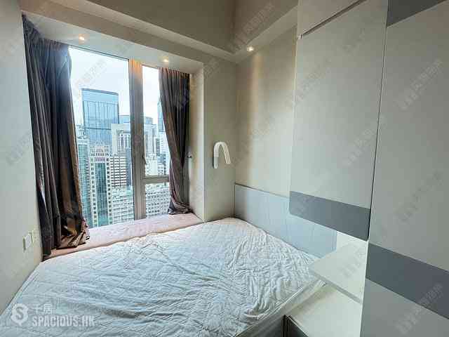 Wan Chai - The Avenue Phase 2 Block 1 11