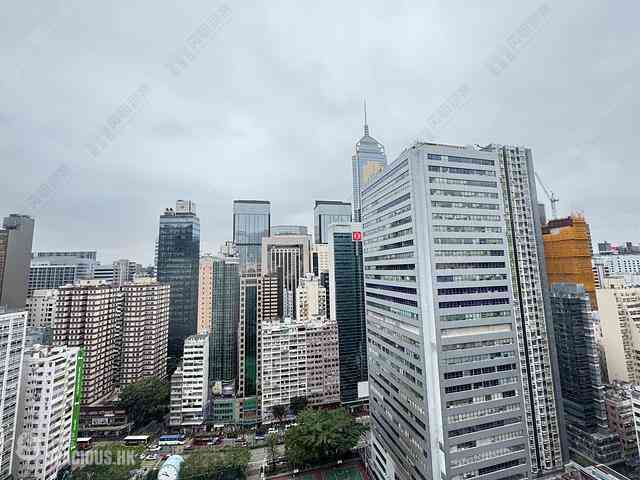 Wan Chai - The Avenue Phase 2 Block 1 01