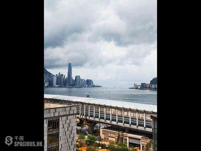 Fortress Hill - Harbour Glory 01