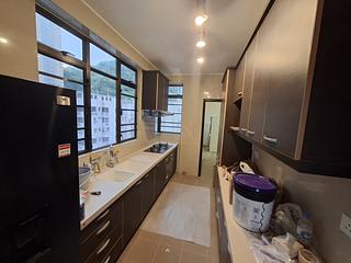 Mid Levels West - Dragonview Court 06