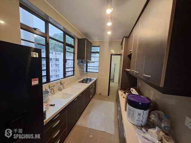 Mid Levels West - Dragonview Court 06