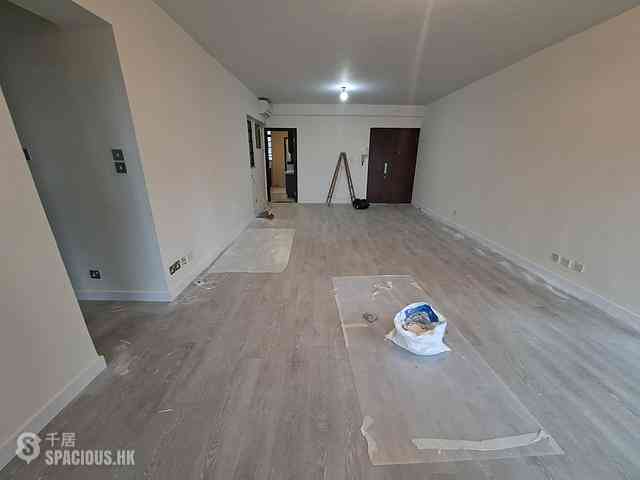 Mid Levels West - Dragonview Court 05