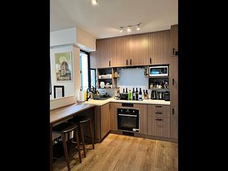 Mid Levels Central - Jadestone Court 02