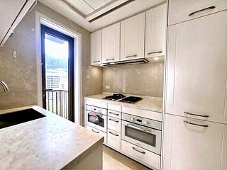 Sai Ying Pun - Kensington Hill 12