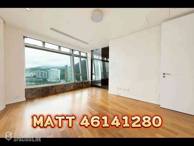 Repulse Bay - The Lily 10
