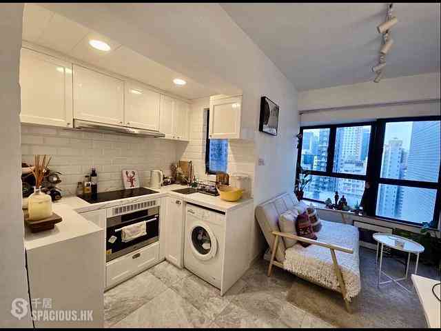 Sheung Wan - The Bellevue Place 05